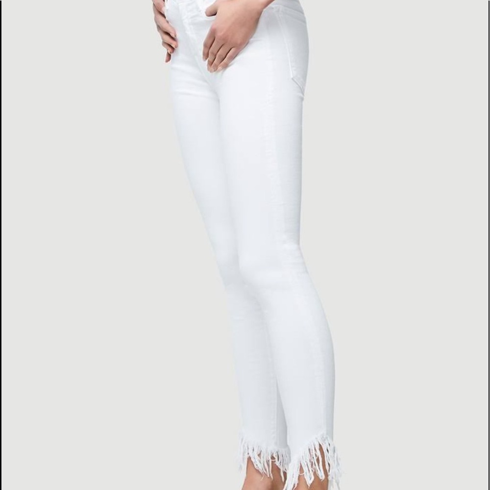 FRAME DENIM LE HIGH SKINNY WHITE RAW HEM SIZE 23